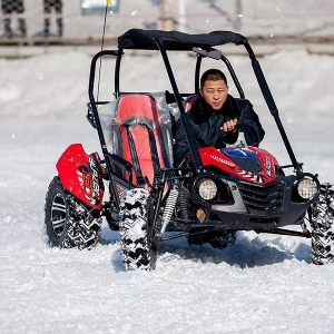 雪地摩托卡丁車